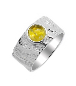 Серебряное кольцо с янтарем ‒ Mirserebra925.ru