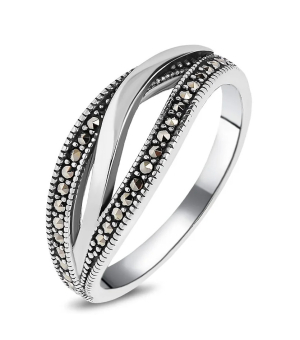 Серебряное кольцо с марказитом ‒ Mirserebra925.ru