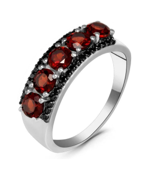 Серебряное кольцо с гранатом – Mirserebra925.ru