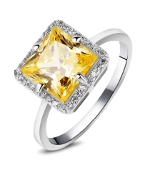 Серебряное кольцо с цирконом ‒ Mirserebra925.ru