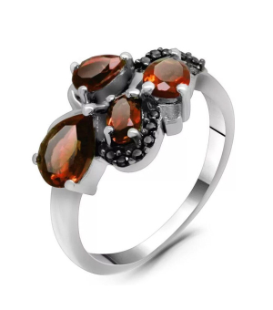 Серебряное кольцо с гранатом – Mirserebra925.ru