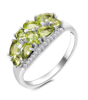 Серебряное кольцо с хризолитом – Mirserebra925.ru